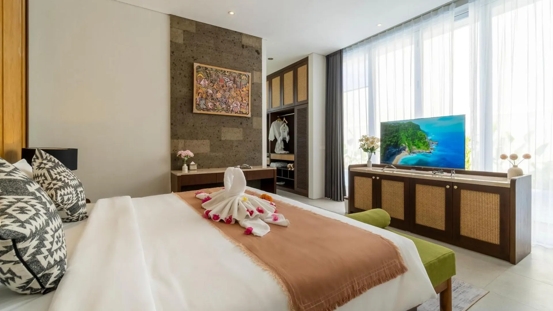 Nusa Dua Bayview Villas