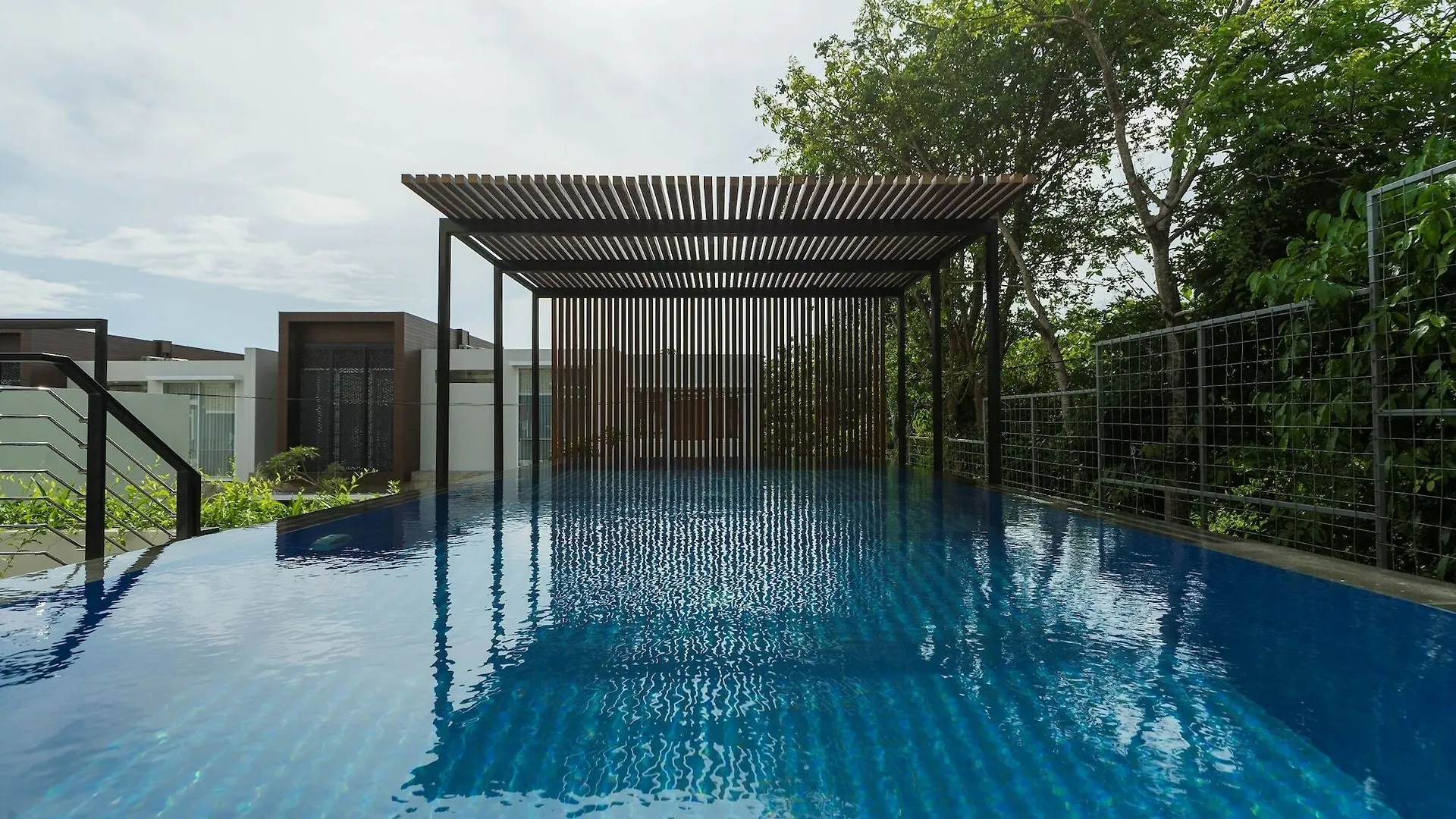 Nusa Dua Bayview Villas