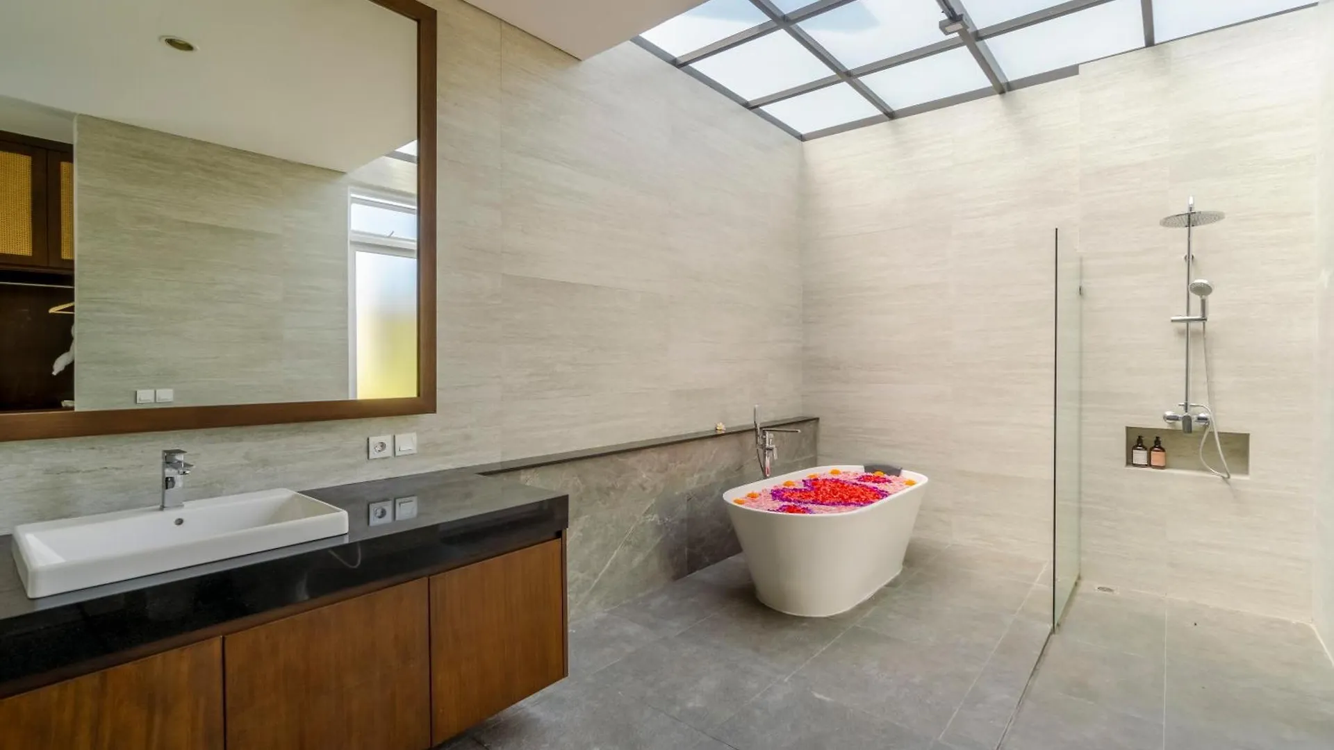 Nusa Dua Bayview Villas