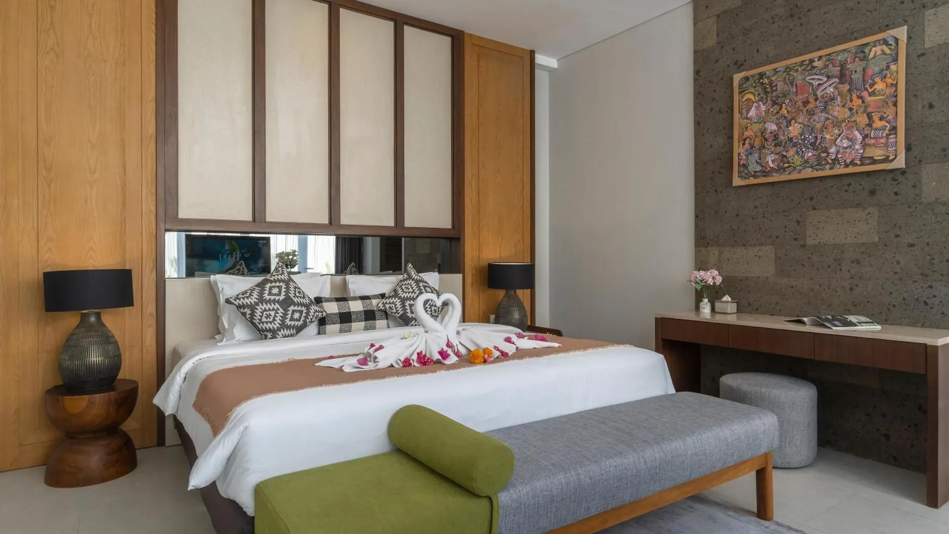 Nusa Dua Bayview Villas