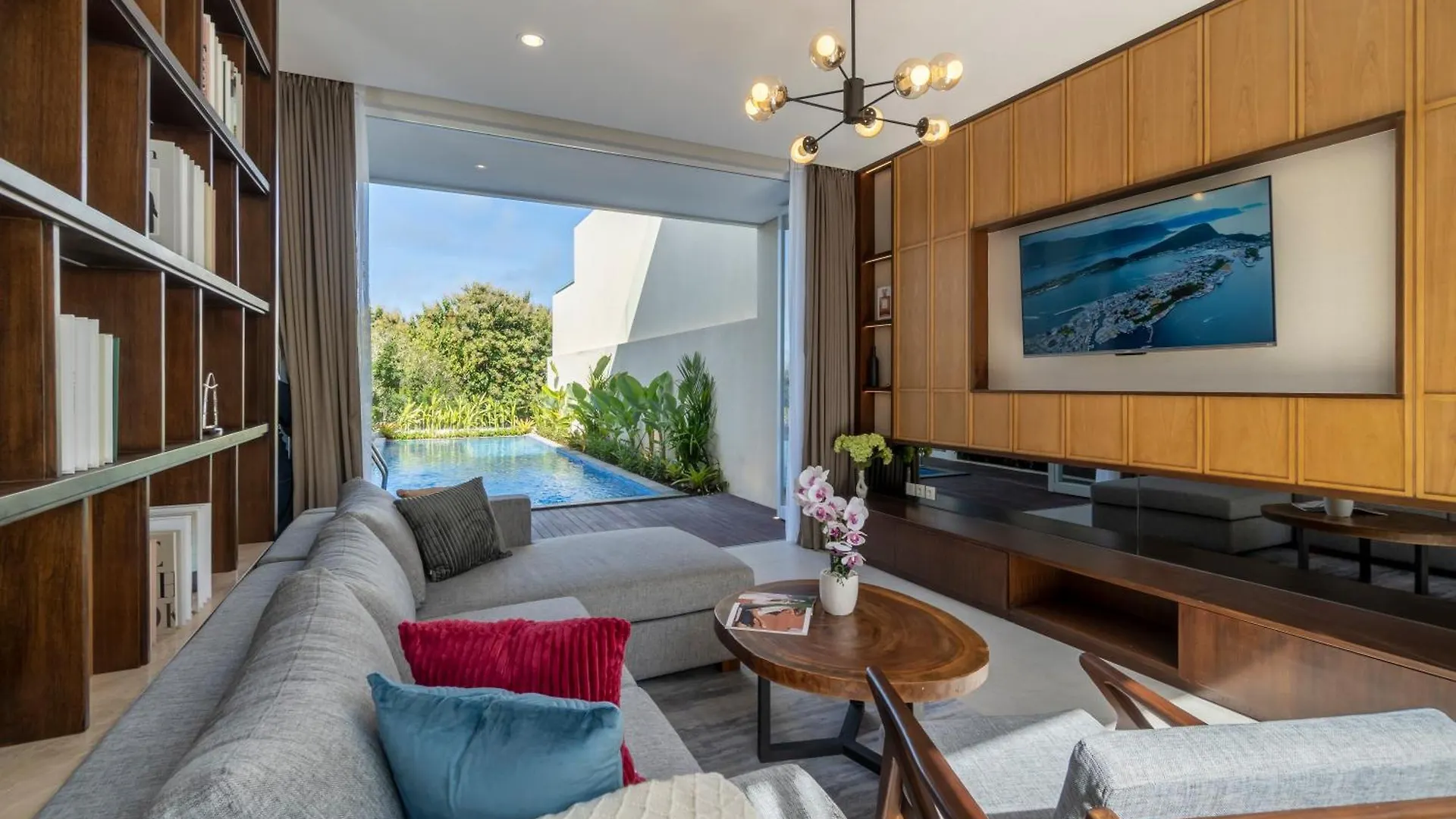 Nusa Dua Bayview Villas